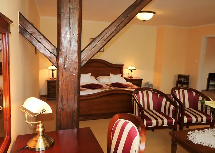 Szálloda Ld Palace & Kur 4*