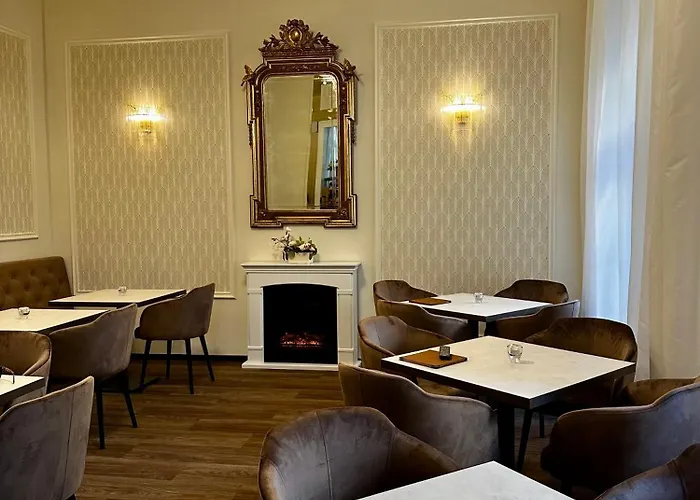 Szálloda Ld Palace & Kur 4*